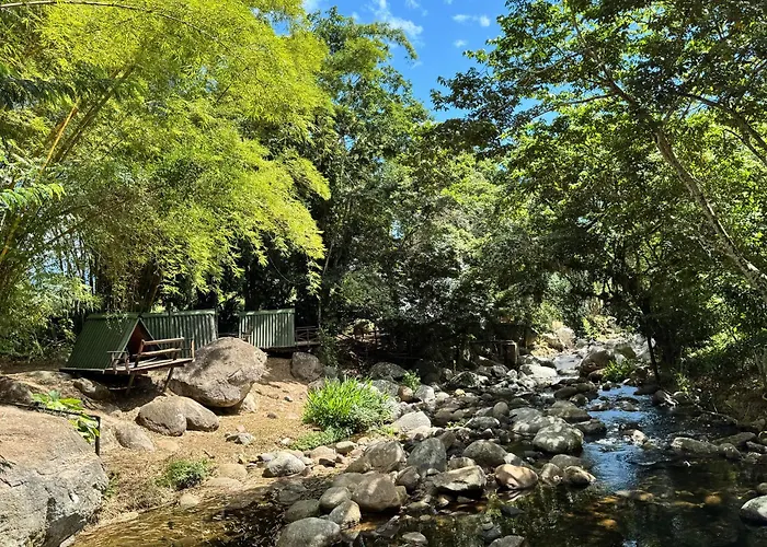 Camping & Cabanas Ilhabela